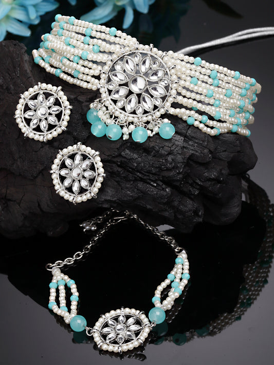 Karatcart Silver Plated Light Blue Beads and Pearl Beaded Kundan Choker Necklace Set with Bracelet