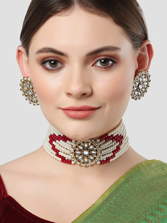 Karatcart Gold Plated White Pearl and Red Beads Kundan Choker Necklace Set for Women