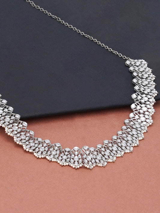 Silver-Toned Kundan Studded & Pearls Beaded Kamarbandh