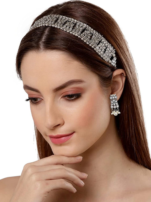 Karatcart Handcrafted Oxidised Silver Kundan and Pearl Studded Hairband with Earring Combo for Women