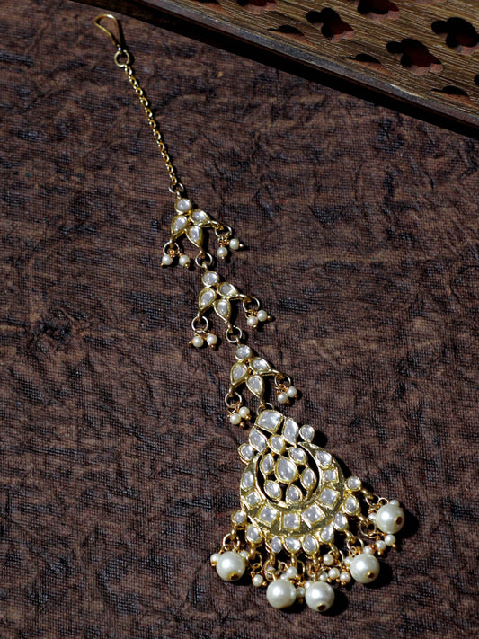 Gold-Toned Kundan Studded Traditional Maangtikka
